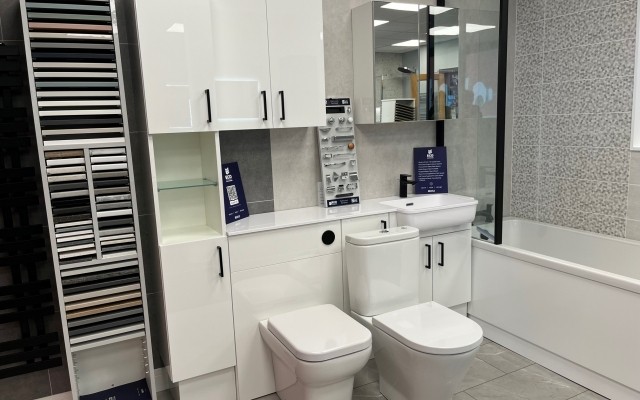 12 - Local Plumbing Supplies - Littlehampton - Eco Bathrooms WC Units And Cabinets