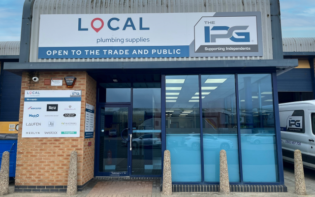 Local Plumbing Supplies - Littlehampton - Store Front